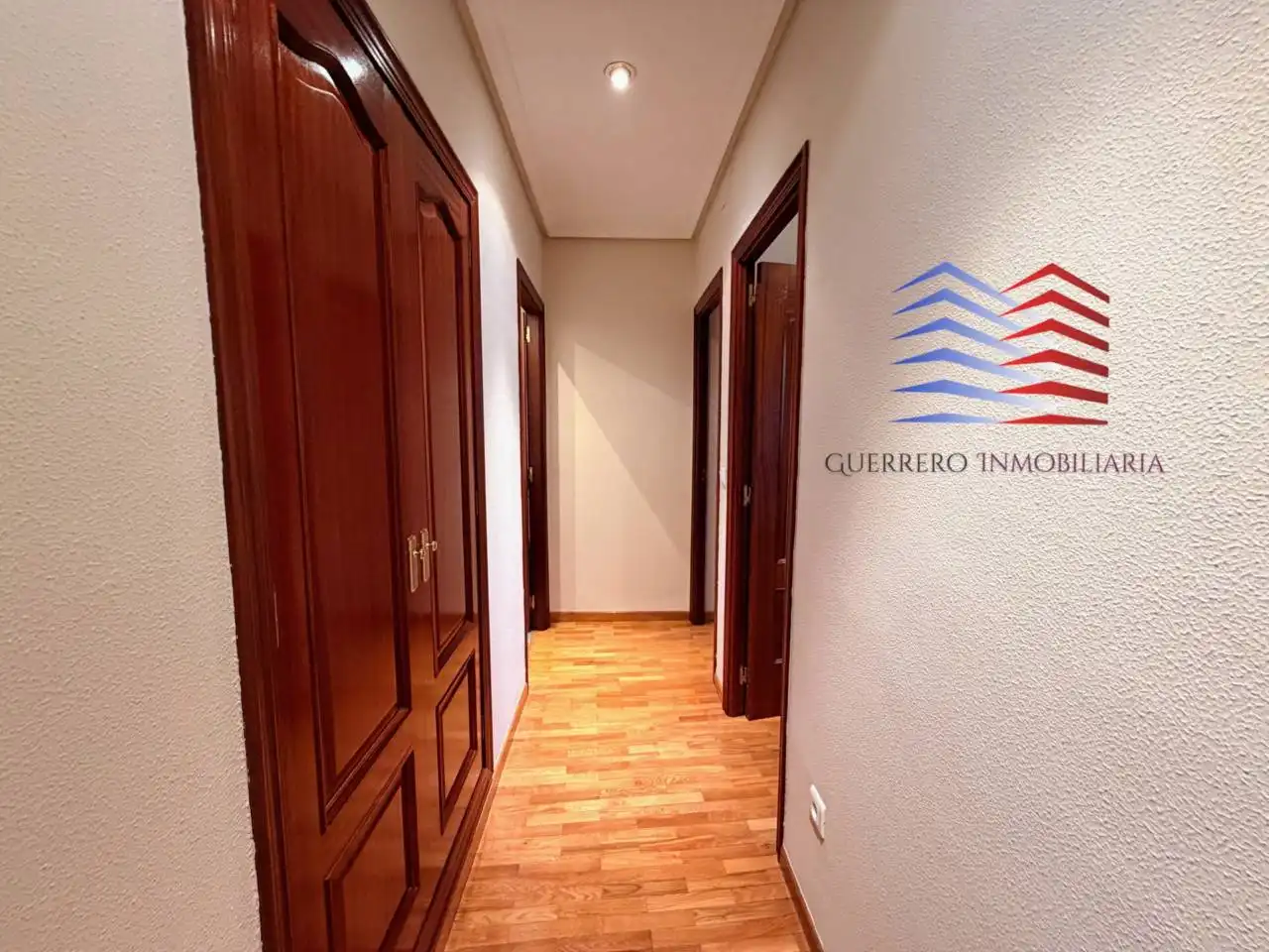 Pis de lloguer en Ourense Capital  amb Calefacció i Parquet