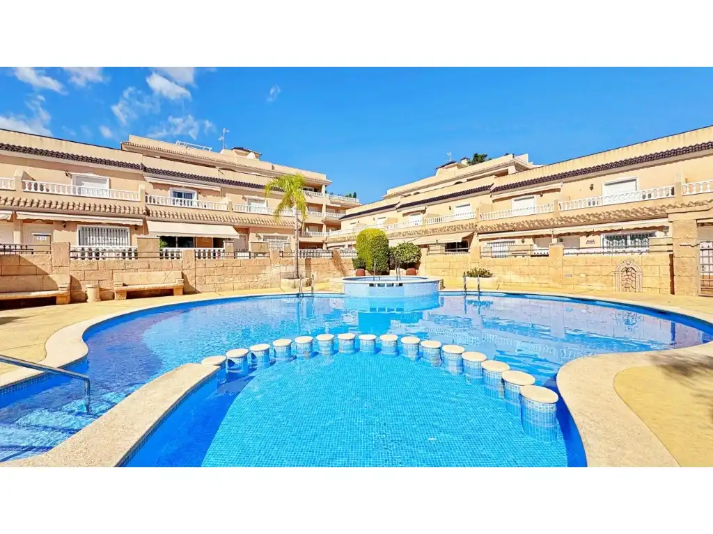 Casa adosada en venta en Calle Cuerda, Playa Flamenca