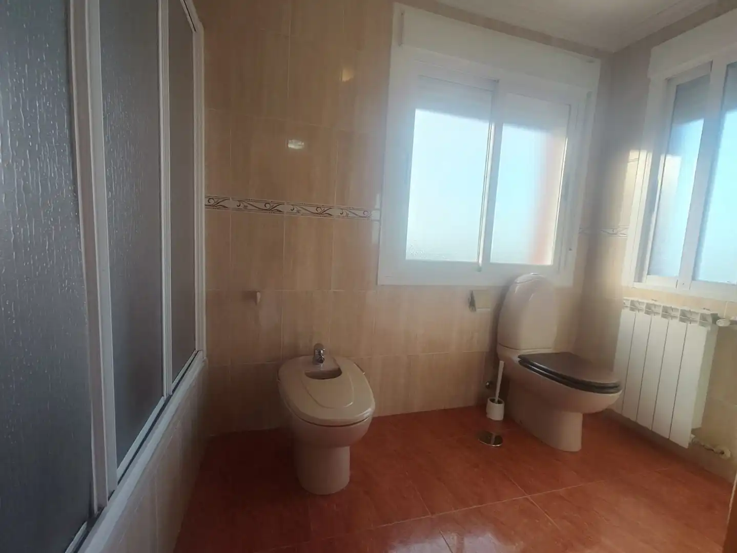 Badezimmer von Haus oder Chalet zum Verkauf in Villanueva de Perales mit Klimaanlage, Heizung und Privatgarten
