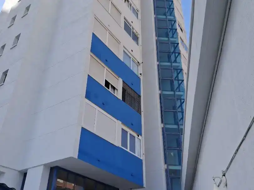 Außenansicht von Wohnung zur Miete in Benidorm mit Schwimmbad