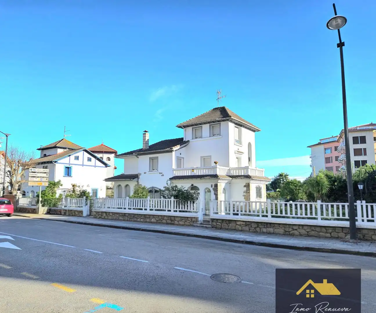 Exterior view of Houses for sale in Brazomar