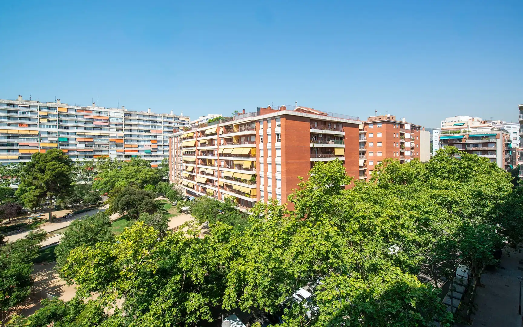 Exterior view of Flat for sale in Barcelona  with Air Conditioner, Heating and Terrace