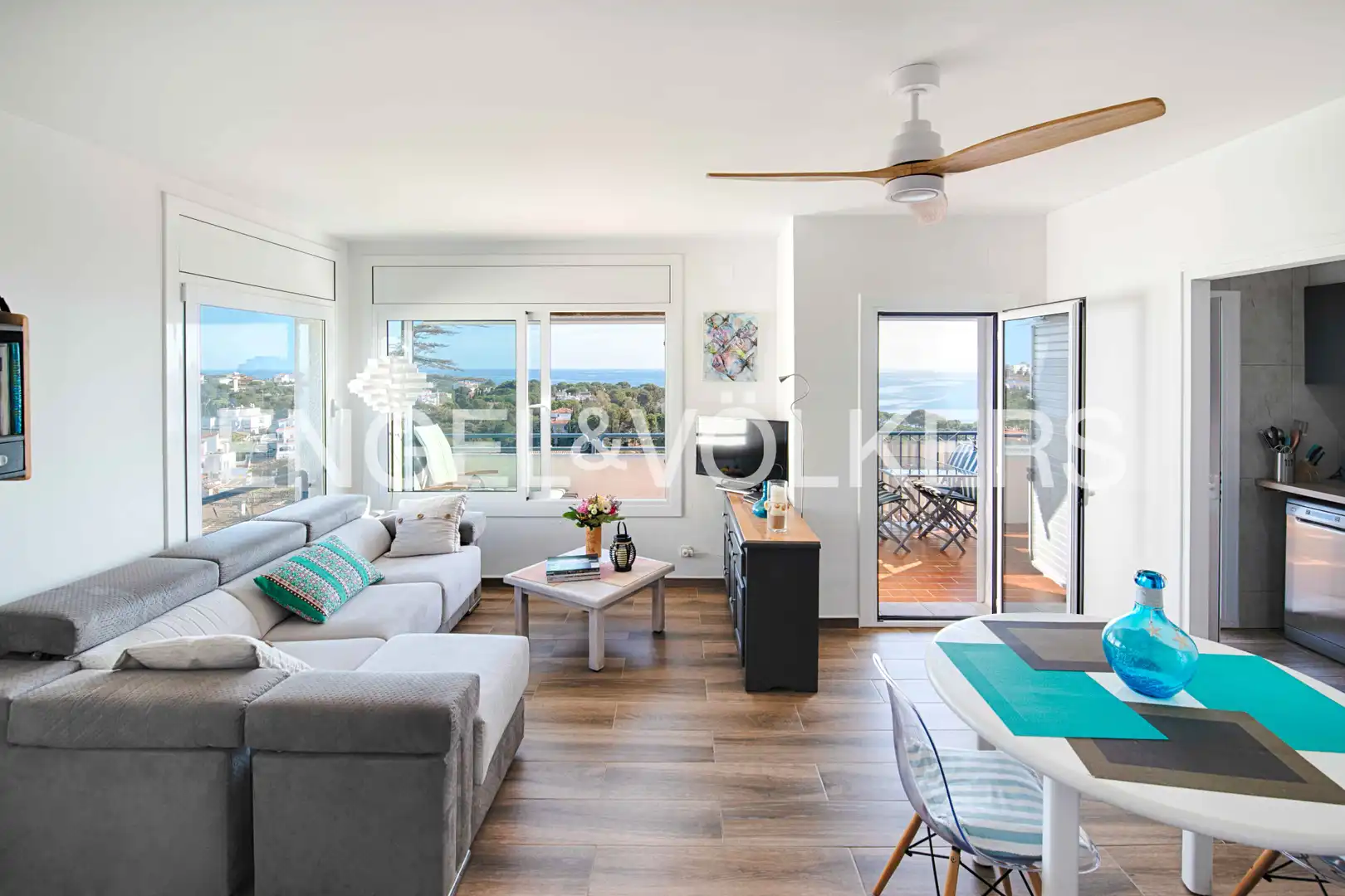 Sala d'estar de Àtic en venda en Llançà amb Aire condicionat i Terrassa
