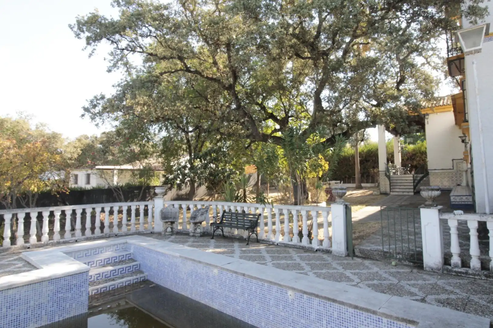 Jardín de Casa o chalet en venta en El Castillo de las Guardas con Jardín privado, Trastero y Piscina