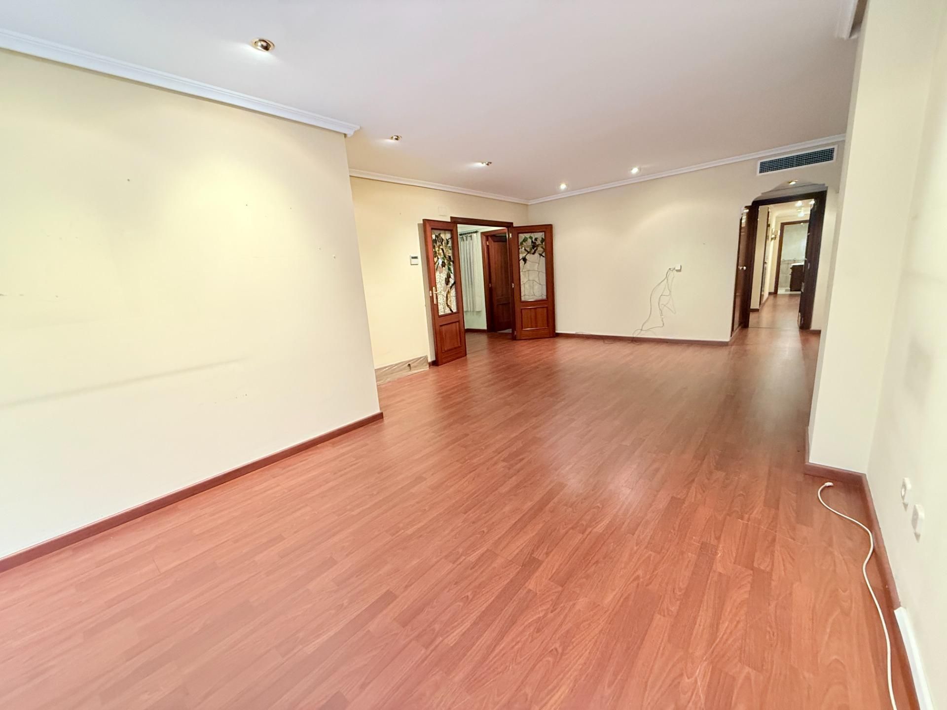 Pis en venda en  Valencia Capital amb Aire condicionat, Calefacció i Parquet