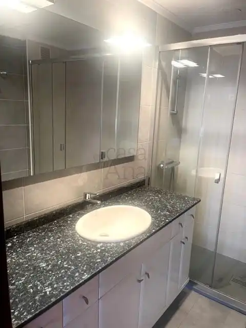 Piso de alquiler en San Pedro de Deusto - La Ribera