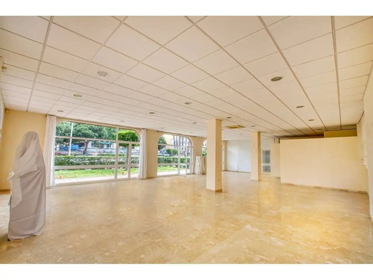 Local comercial en venta en Urbanizacion Costa del Oro, imagen 16