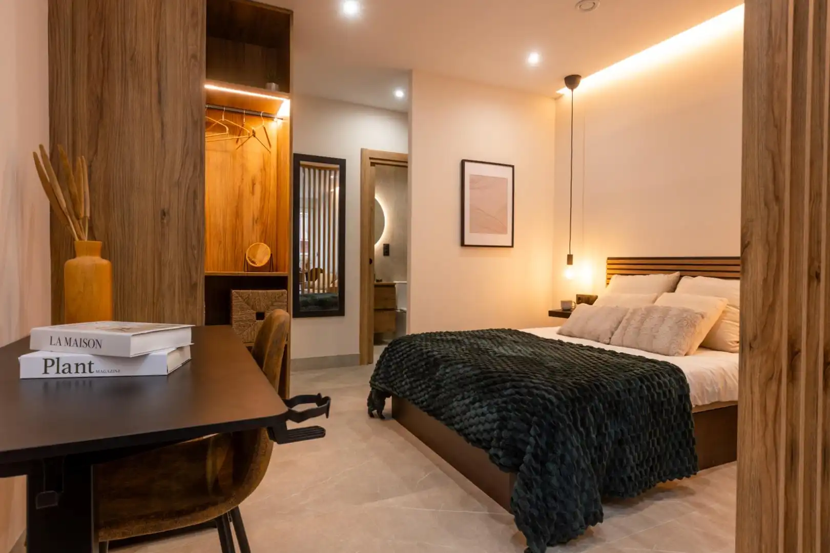 Schlafzimmer von Loft zum Verkauf in Granada mit Klimaanlage und Möbliert