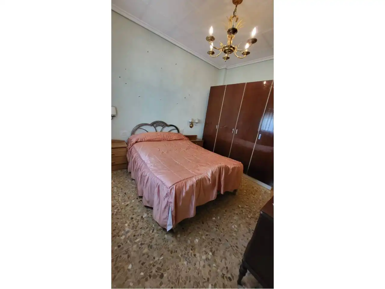Schlafzimmer von Dachboden zum Verkauf in  Logroño mit Terrasse und Abstellraum