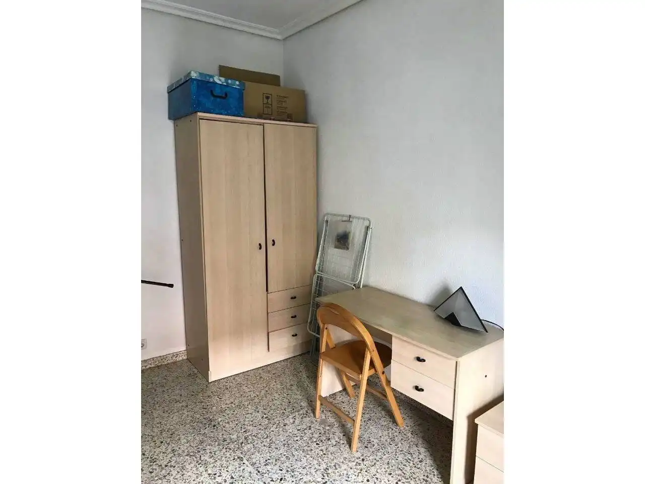 Habitación de Apartamento en venta en  Logroño con Calefacción y Balcón