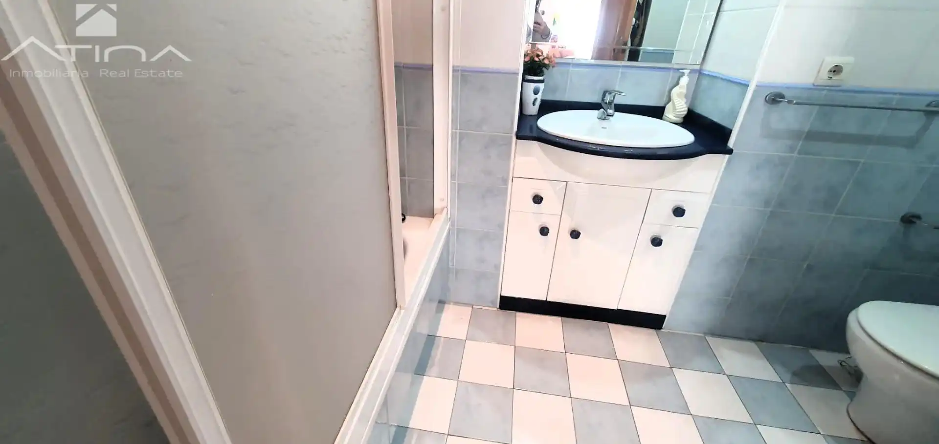 Baño de Ático en venta en Gandia con Aire acondicionado, Terraza y Trastero