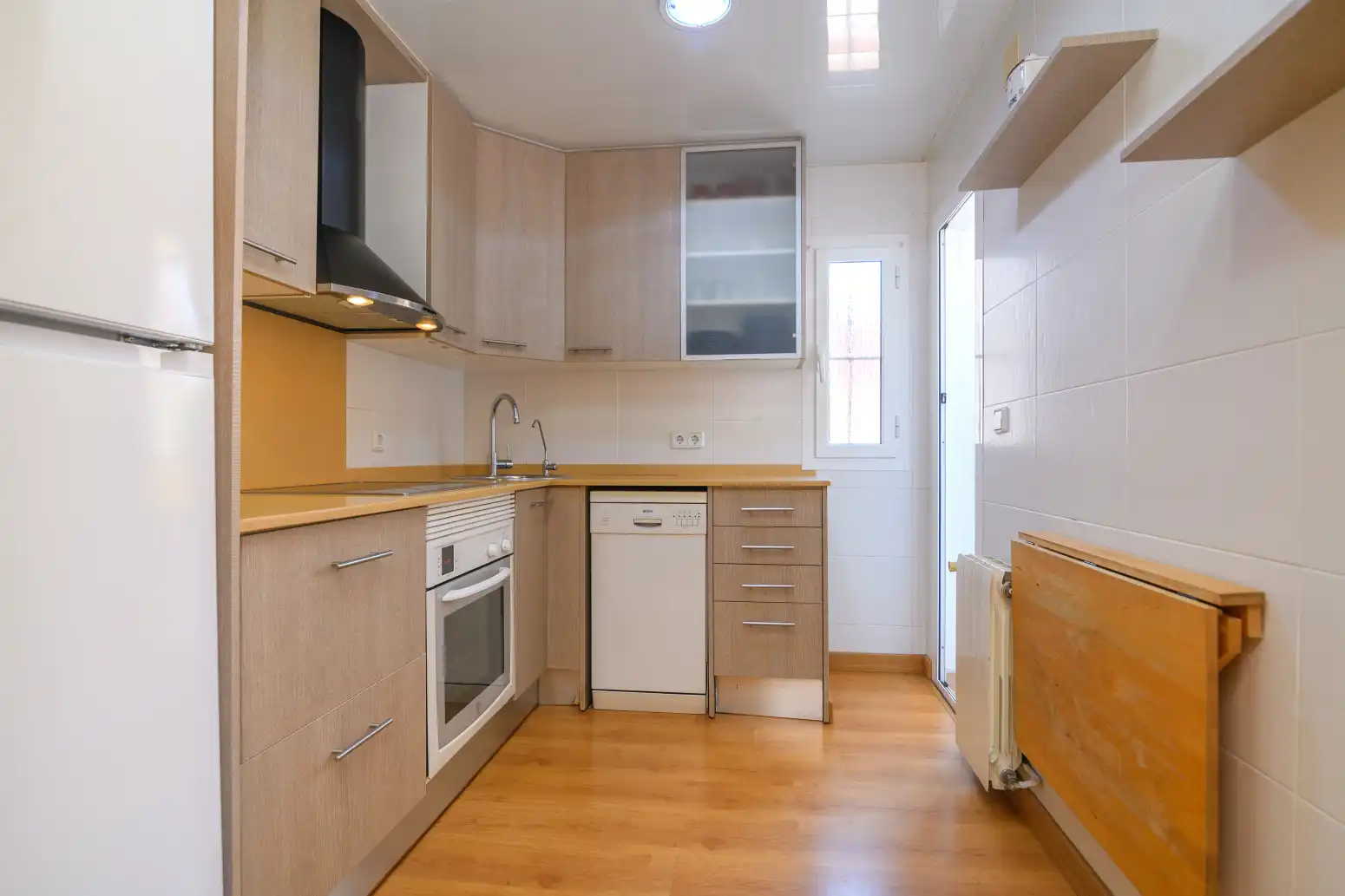 Cocina de Piso en venta en Sant Boi de Llobregat con Aire acondicionado, Calefacción y Parquet