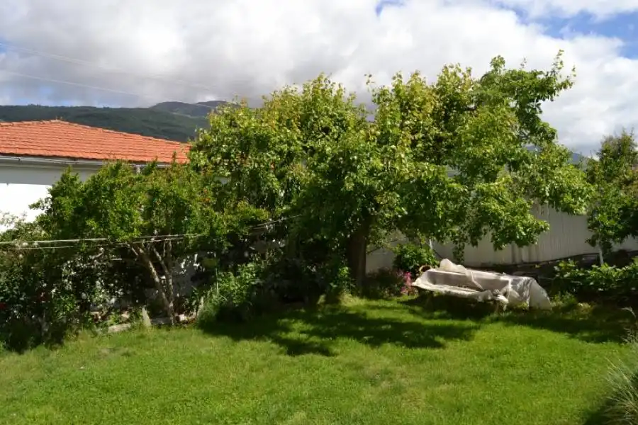 Houses for sale in Calle Cervantes, Cabrero