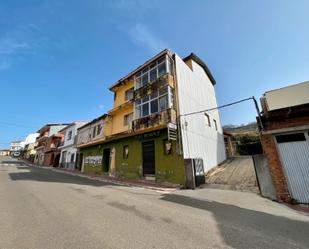 Vista exterior de Casa o xalet en venda en Cabrero amb Terrassa, Traster i Balcó