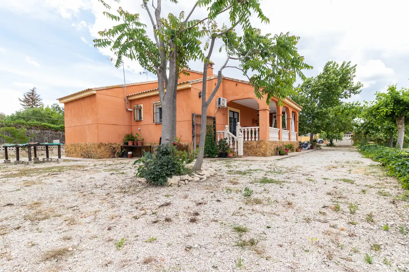 Vista exterior de Casa o xalet en venda en Pliego amb Traster i Piscina