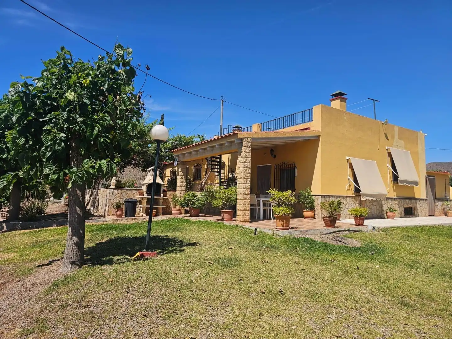 Casa amb piscina en venda a Lugar LAS LOMAS