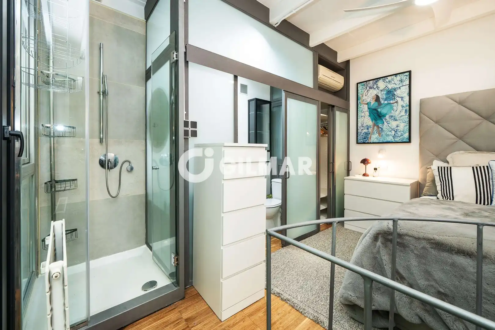 Habitación de Piso en venta en Madrid con Calefacción y Jardín privado