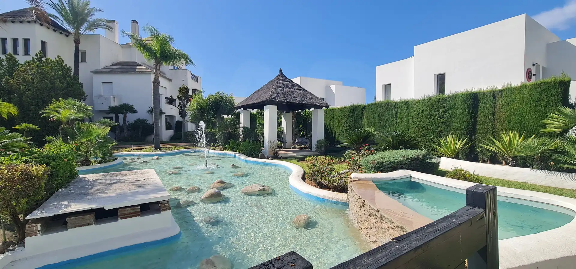 Flat with pool for sale in Río Real - Los Monteros