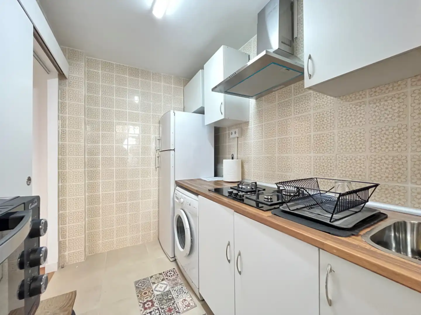 Küche von Wohnung zur untervermieten in Madrid mit Klimaanlage, Terrasse und Möbliert