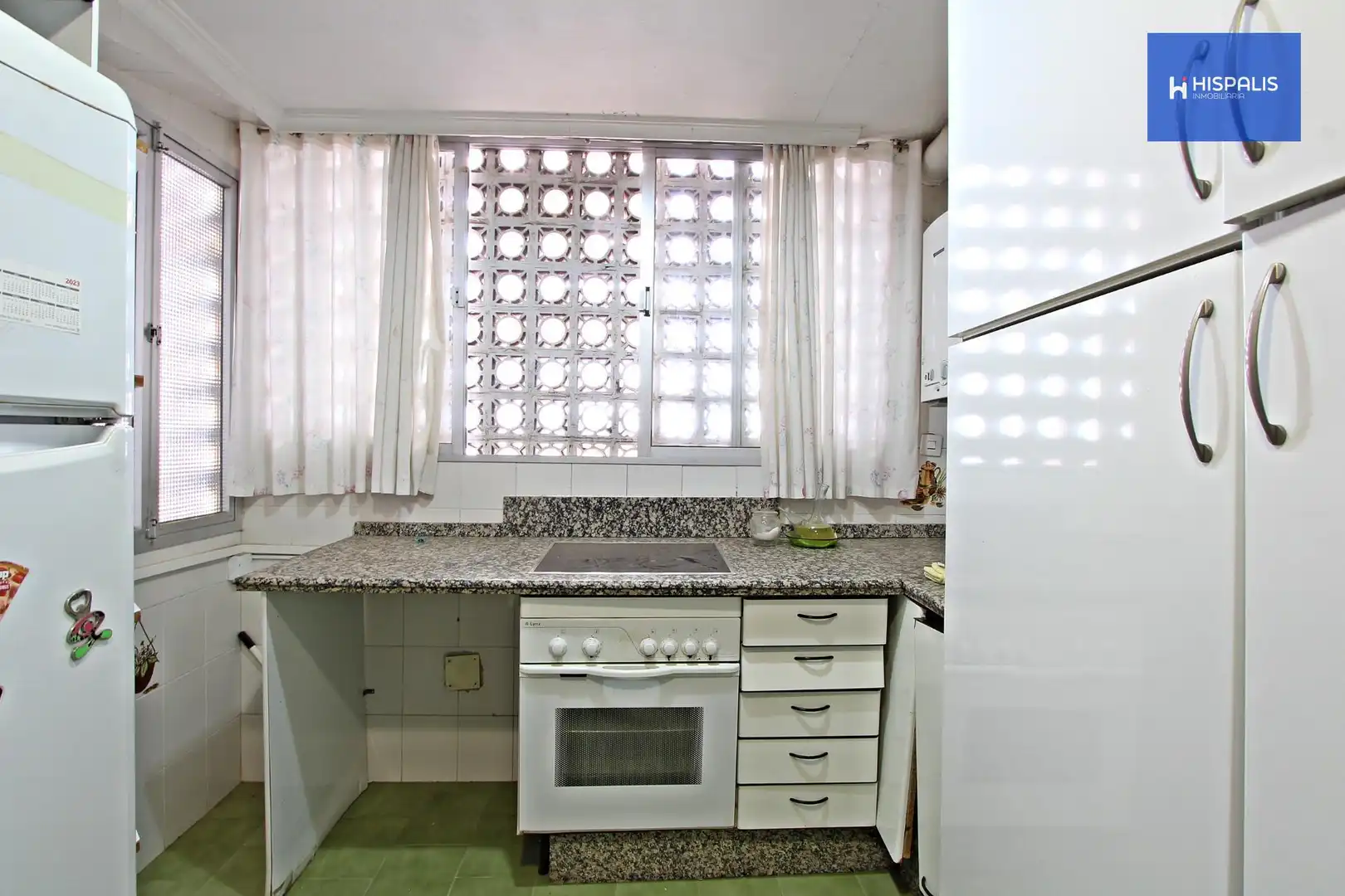 Kitchen of Flat for sale in Sevilla  with Air Conditioner