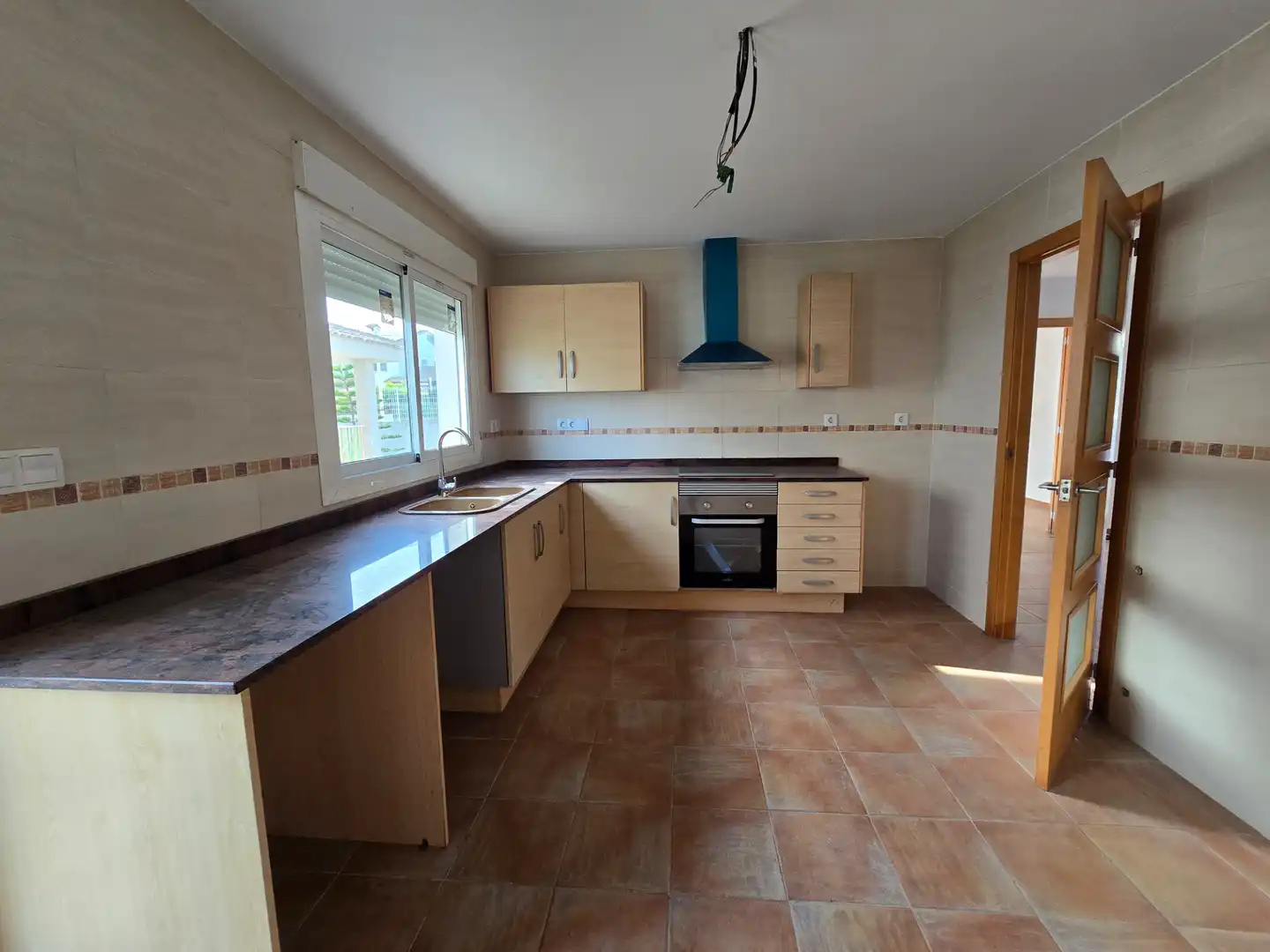 Cocina de Casa o chalet en venta en Montserrat con Jardín privado y Terraza