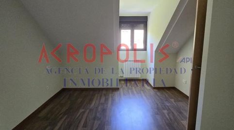 Foto 5 de Dúplex en venta en Calle E Alonso S-lomb, Puebla de Lillo, León