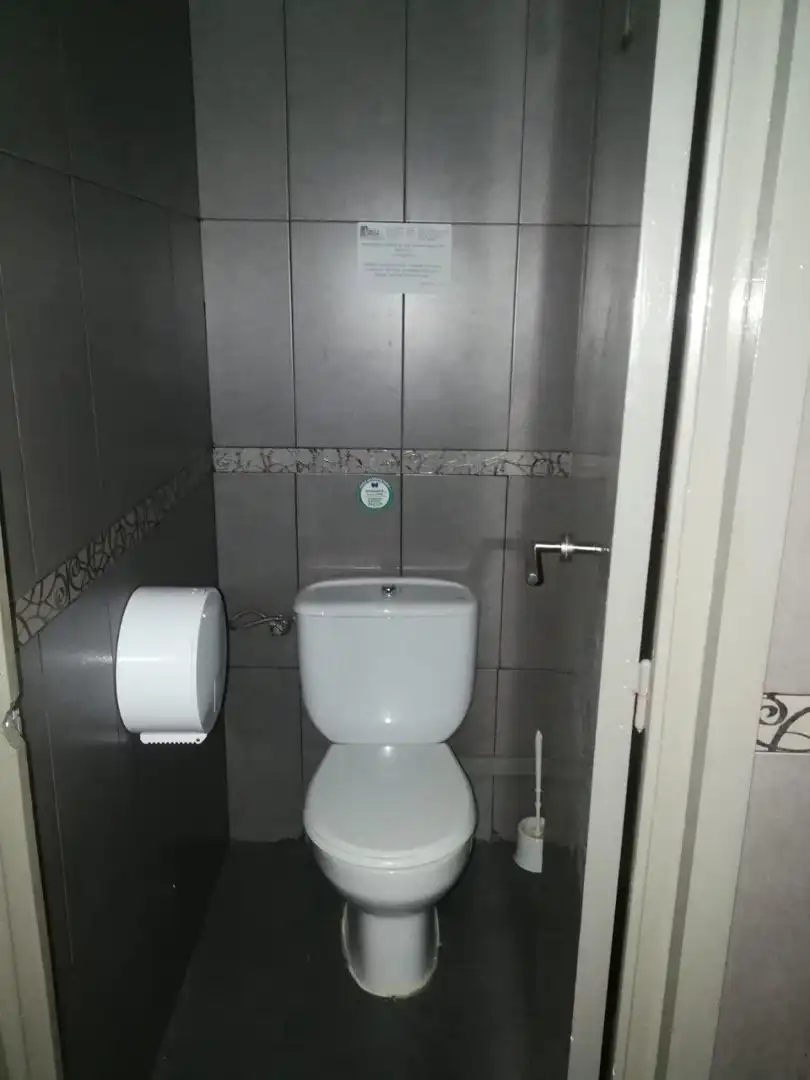 Local comercial en venda a Instituts - Universitat, imagen 15