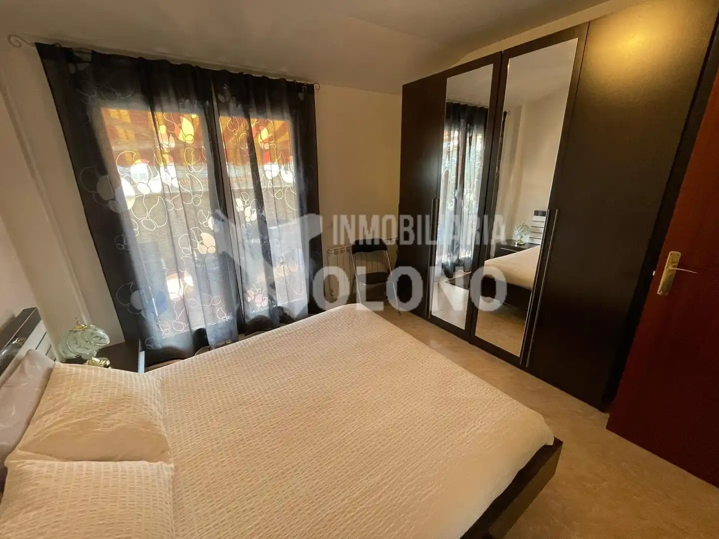 Habitación de Dúplex en venta en Castañares de Rioja con Calefacción, Parquet y Terraza