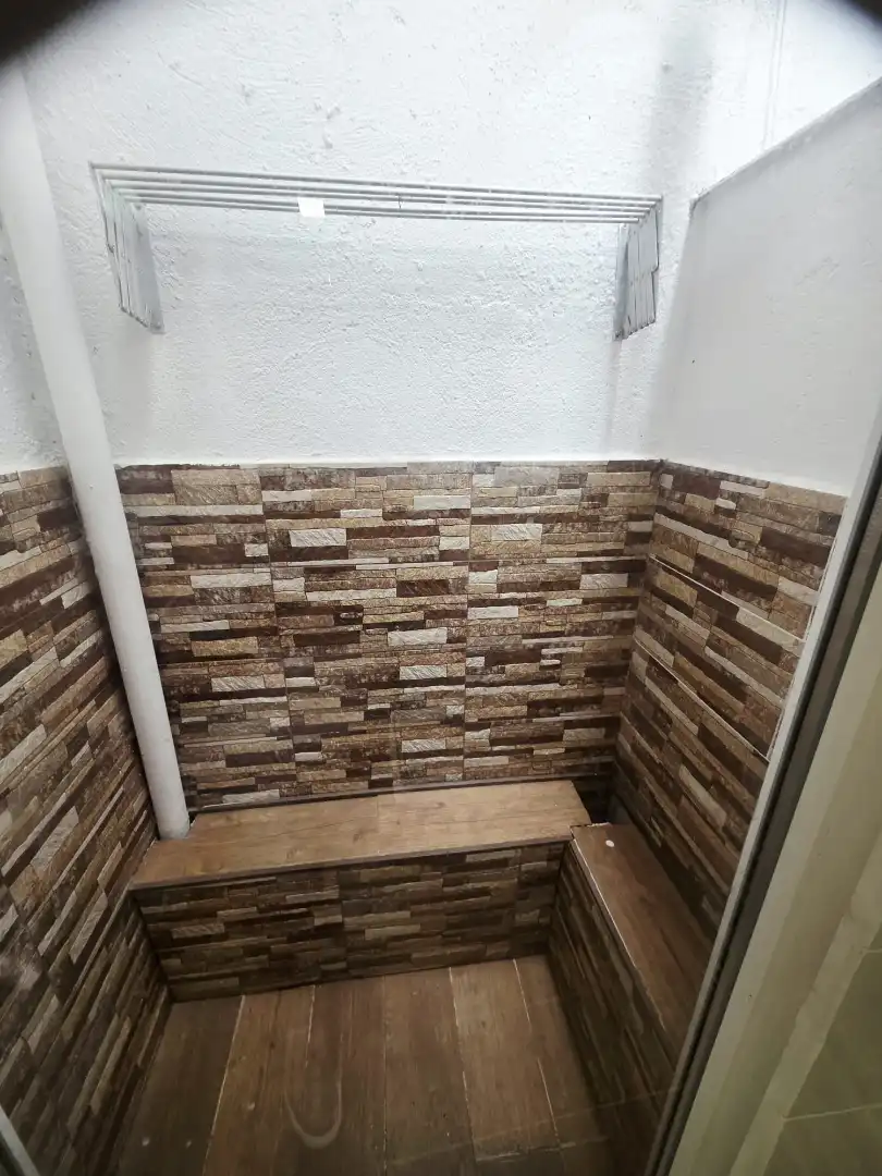 Bathroom of Ground floor for sale in Terrassa  with Oven