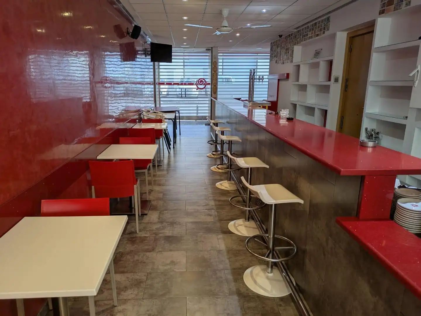 Local en venta en Sant Jaume dels Domenys