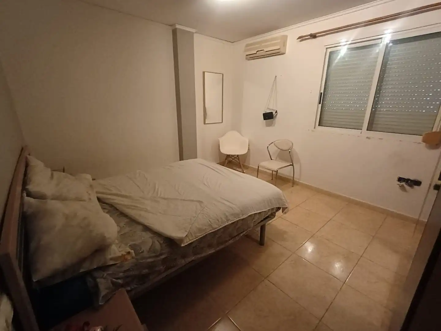 Habitación de Dúplex en venta en La Pobla Llarga con Aire acondicionado, Calefacción y Trastero