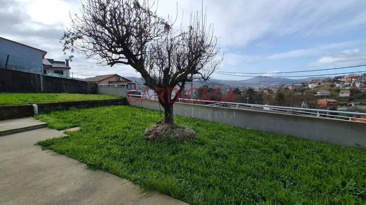 Casa o chalet en venta en Vigo  con Calefacción, Trastero y Amueblado