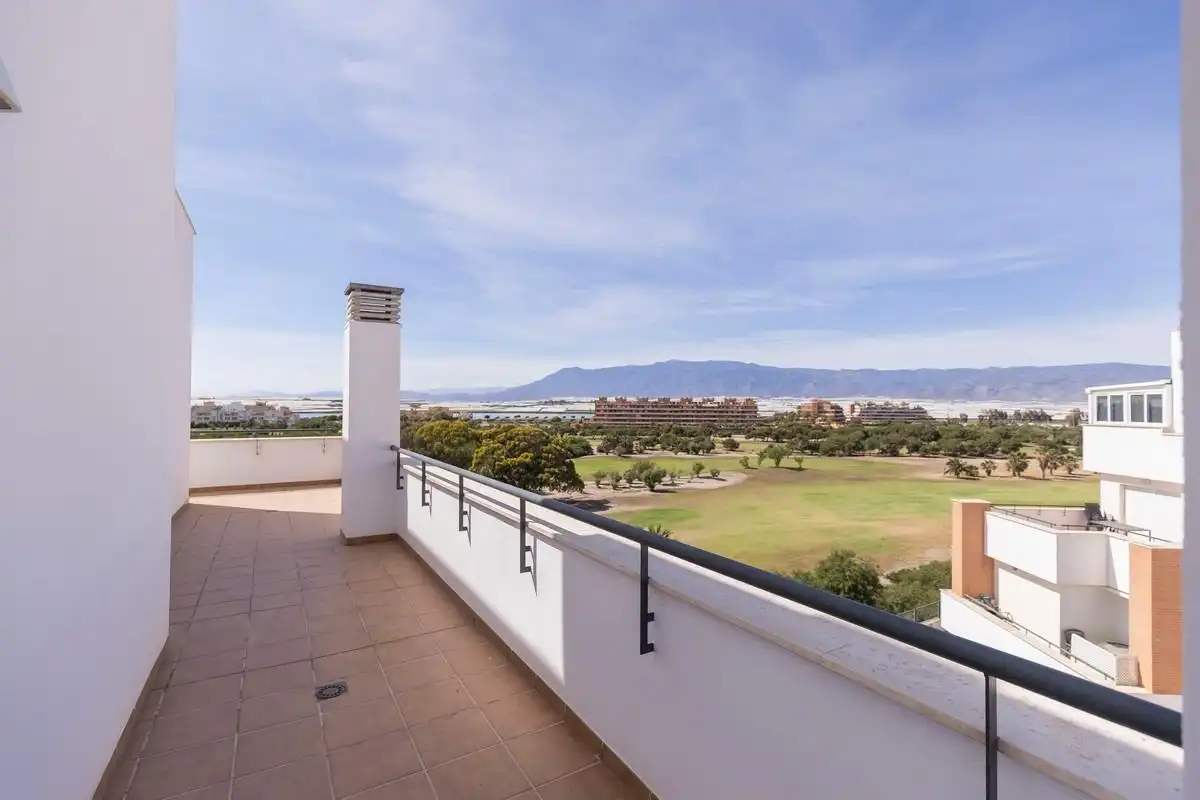 Terrassa de Àtic en venda en Roquetas de Mar amb Aire condicionat, Jardí privat i Terrassa