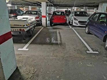 Individuel avec ascenseur à vendre à Calle Isern