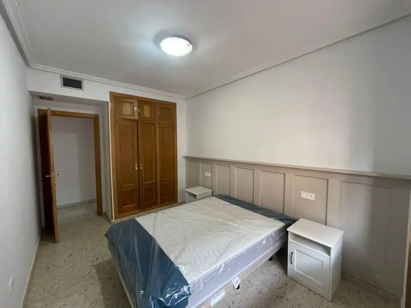 Bedroom of Flat for rent in Cáceres  with Heating, Terrace and Furnished