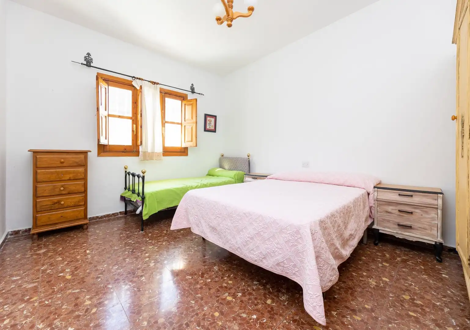Habitación de Casa o chalet en venta en Deifontes, Granada