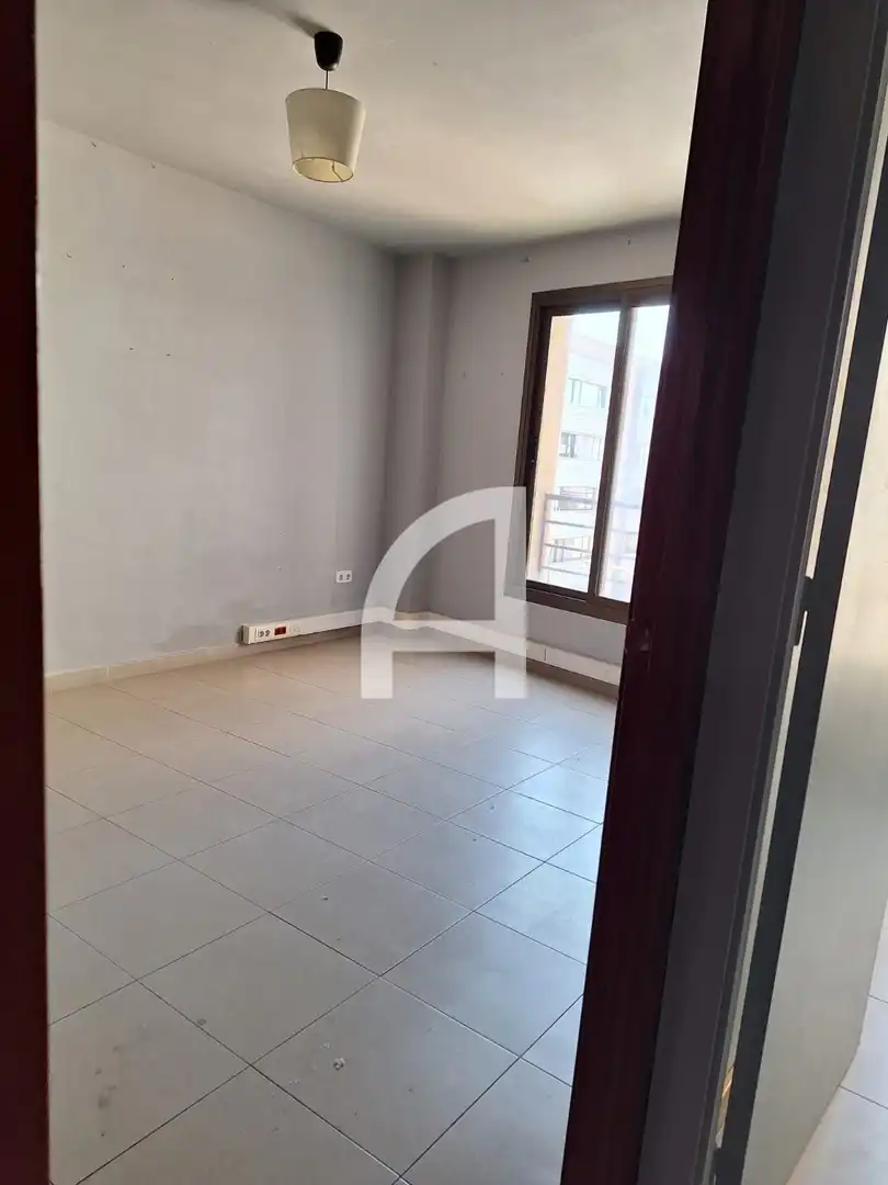Dormitori de Oficina de lloguer en Molins de Rei
