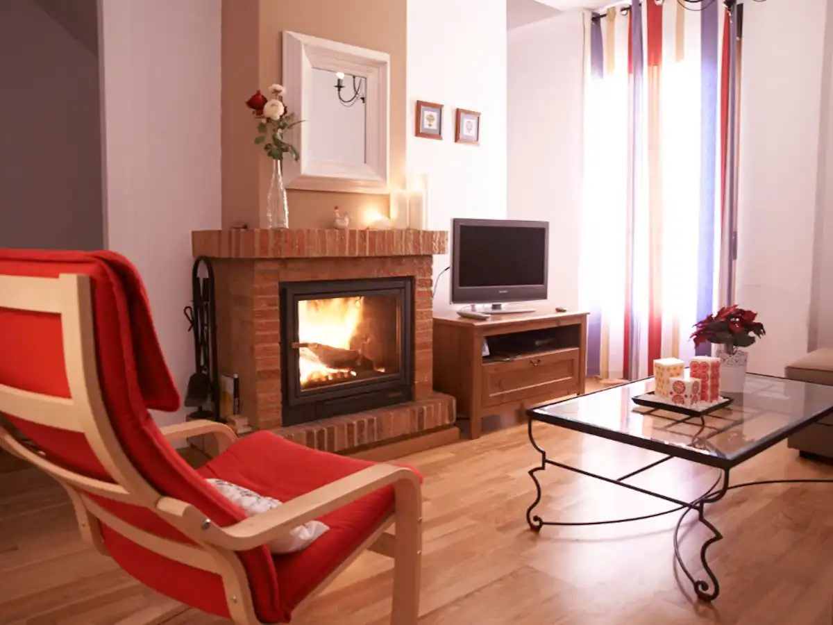 Wohnzimmer von Maisonette zur Miete in Benaocaz mit Klimaanlage, Heizung und Parkett