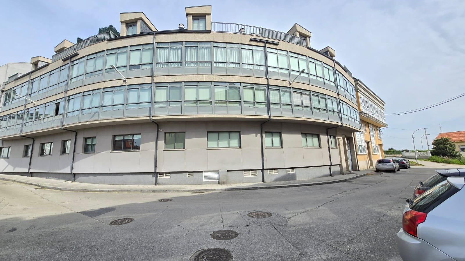 Vista exterior de Pis en venda en A Coruña Capital  amb Calefacció i Traster
