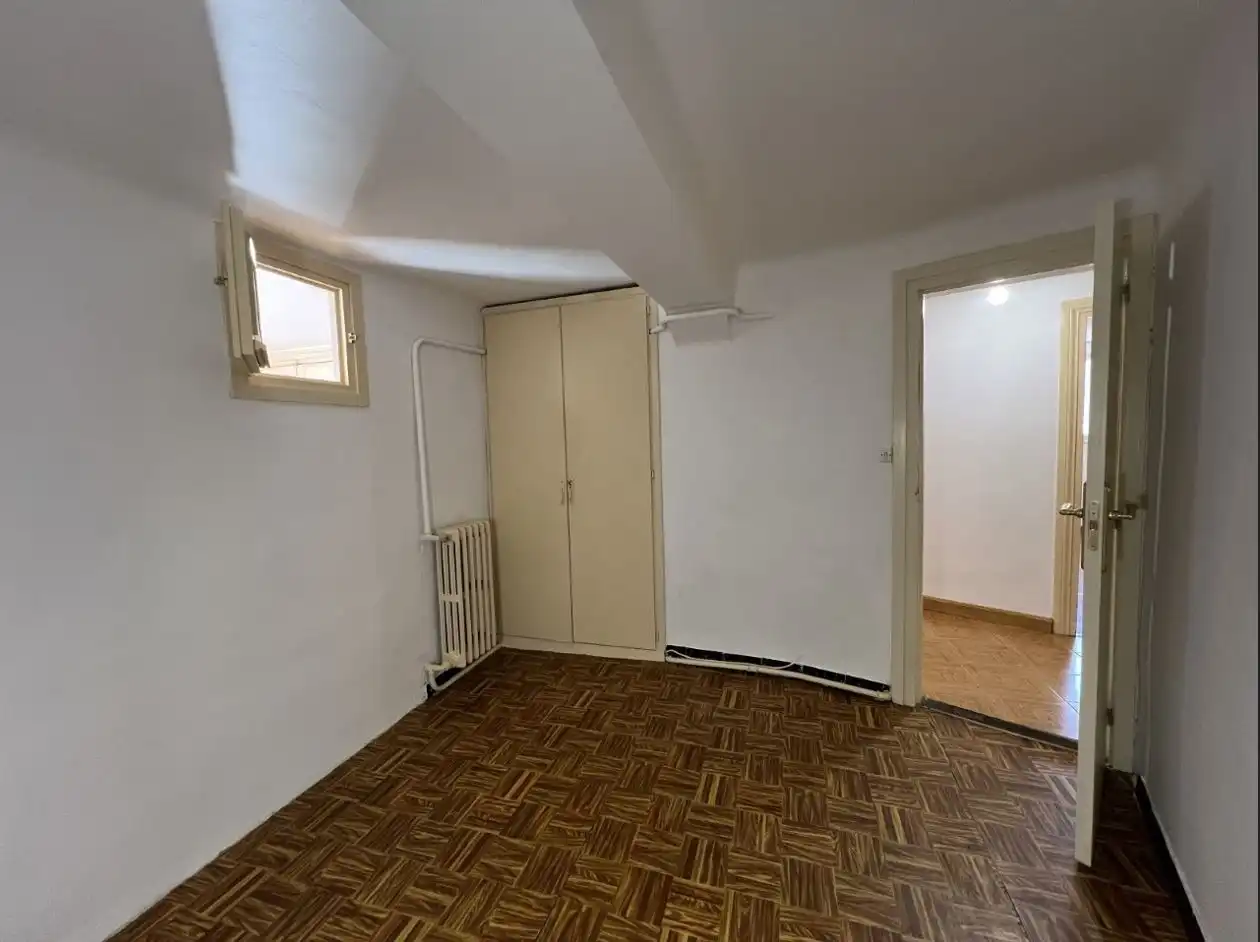 Flat for sale in Jaca