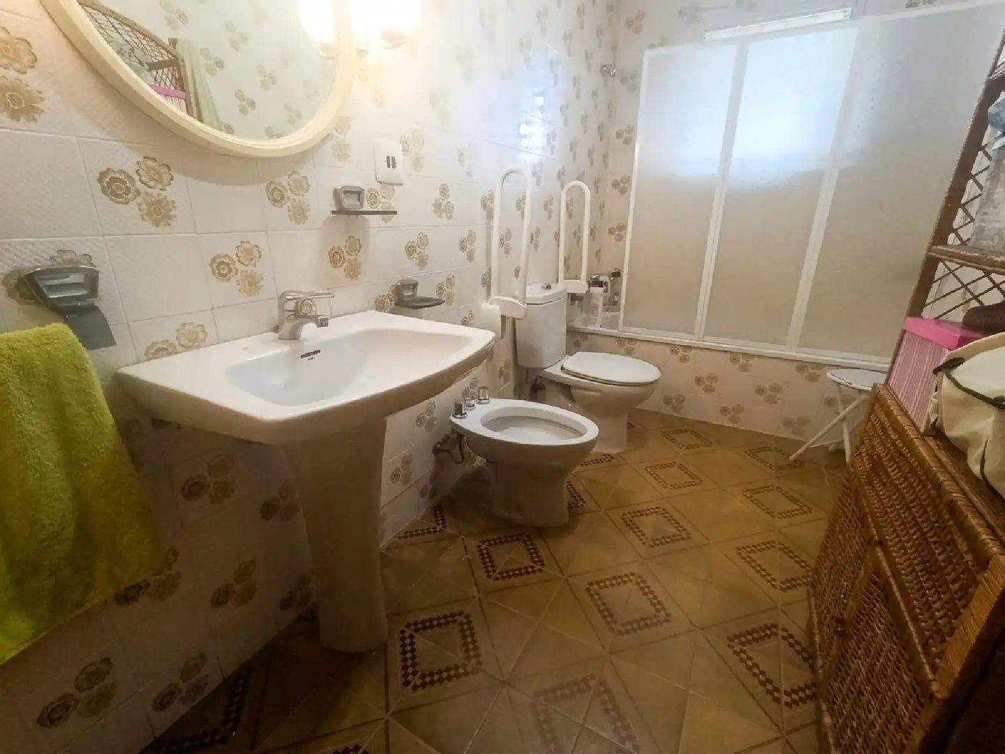 Baño de Casa o chalet de alquiler en Dénia con Calefacción, Jardín privado y Terraza