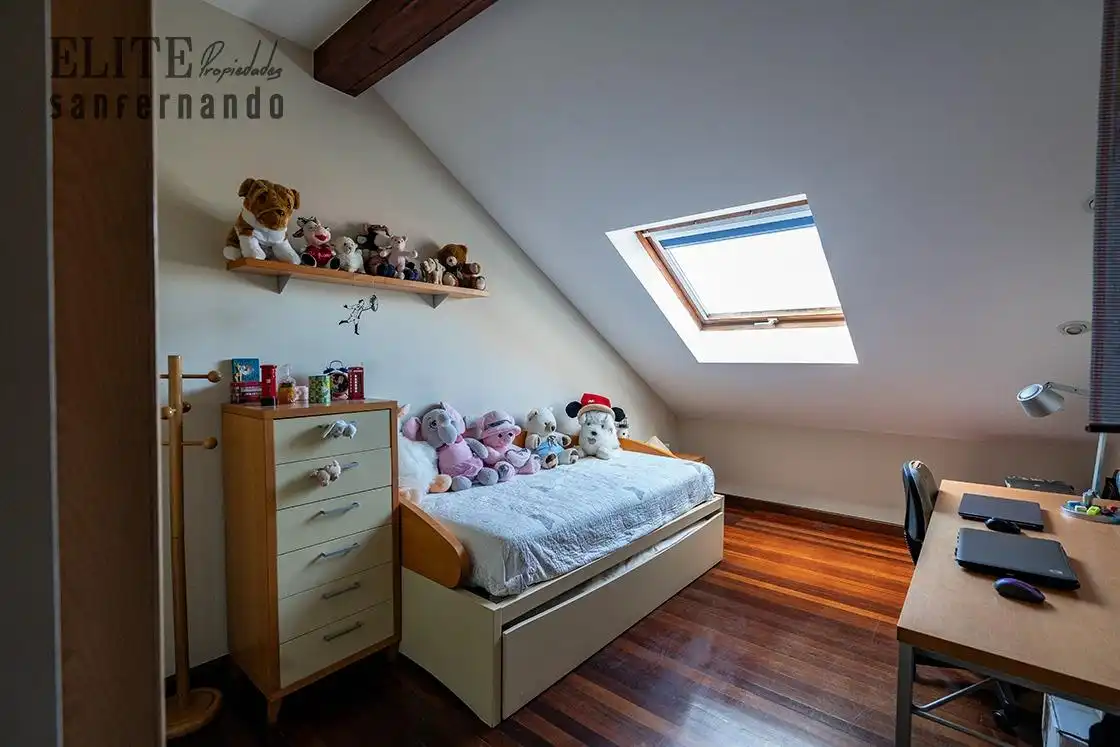 Habitación de Casa o chalet en venta en Santander con Calefacción, Jardín privado y Parquet