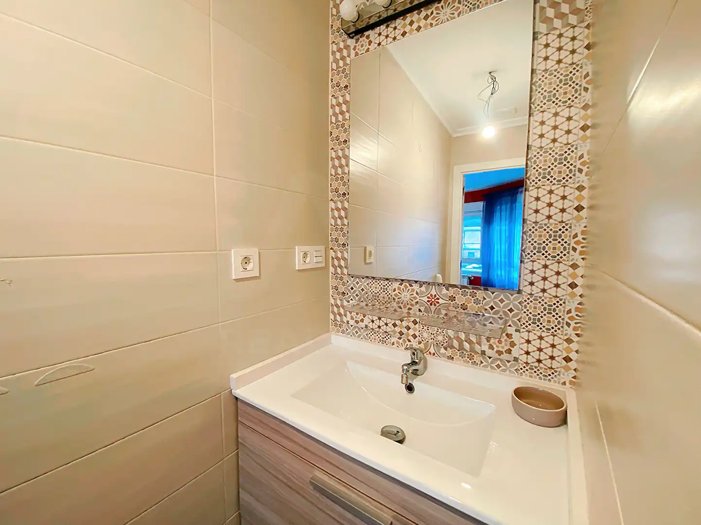 Bathroom of Flat for sale in Langreo  with Air Conditioner and Heating
