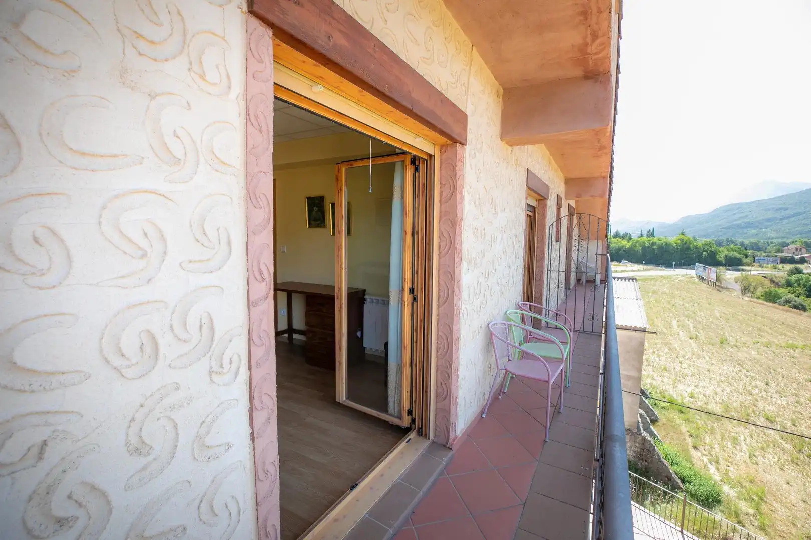 Schlafzimmer von Gebäude zum Verkauf in Puente la Reina de Jaca