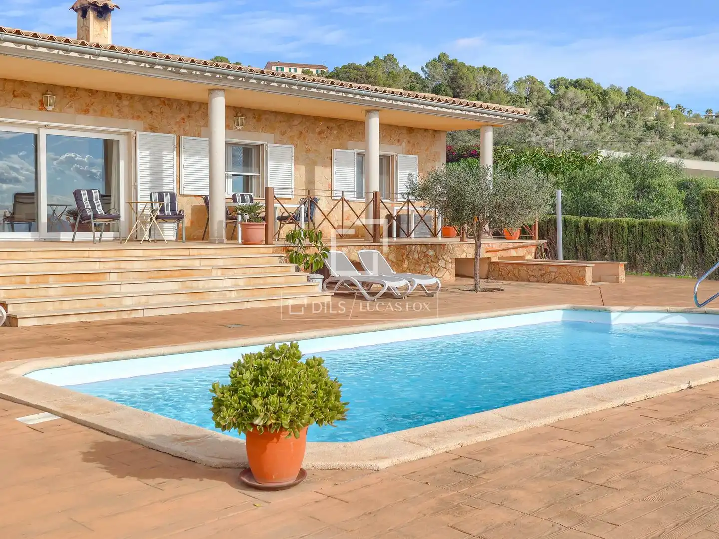 Swimming pool of Houses for sale in  Palma de Mallorca  with Air Conditioner, Heating and Private garden