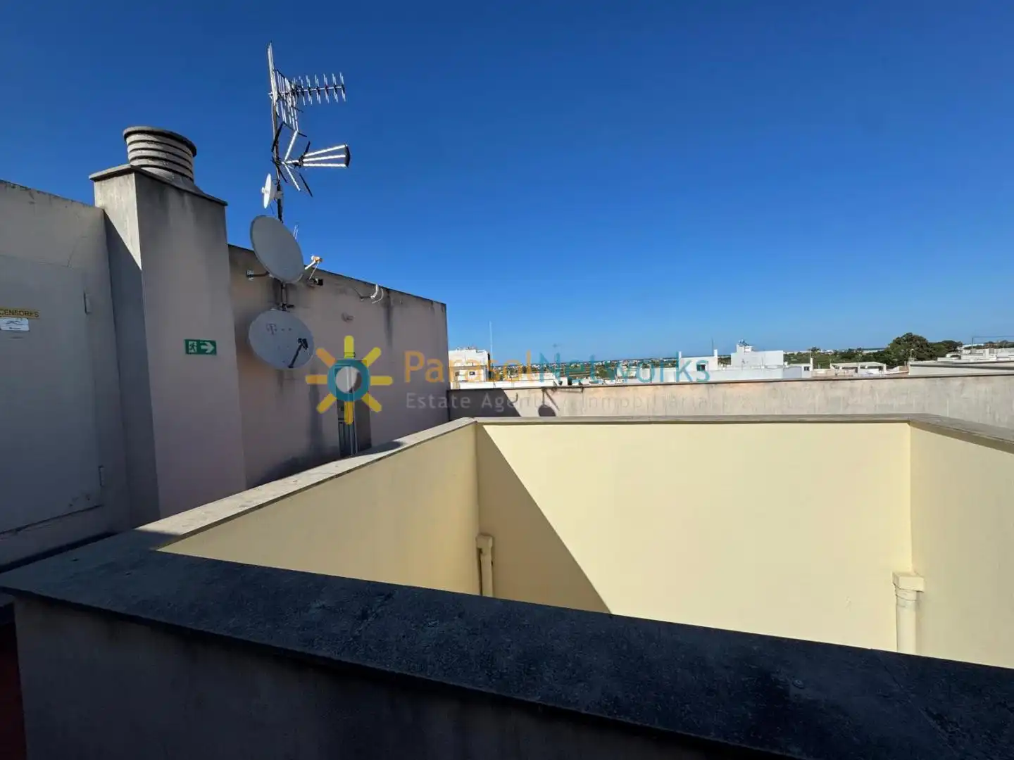 Terraza de Piso de alquiler en Oliva con Amueblado y Balcón