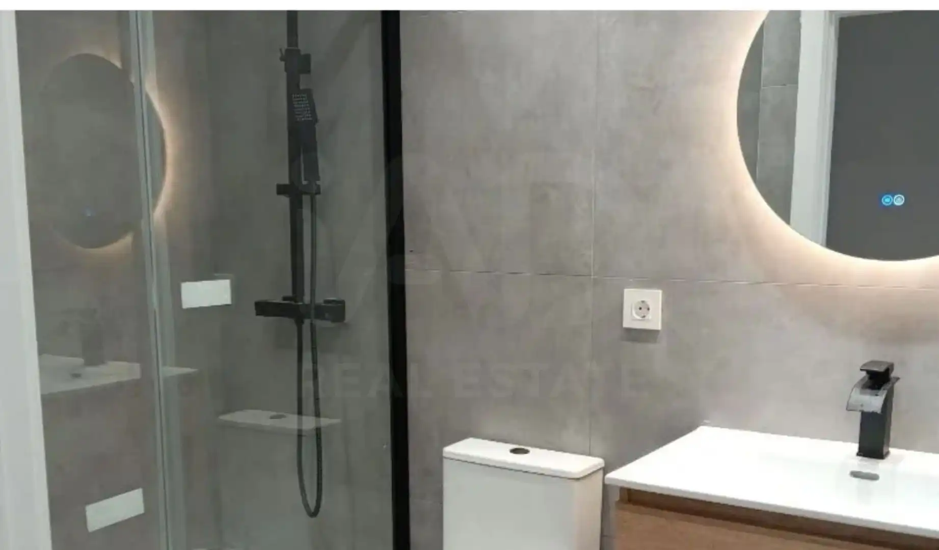 Badezimmer von Wohnung zum Verkauf in Donostia - San Sebastián  mit Heizung