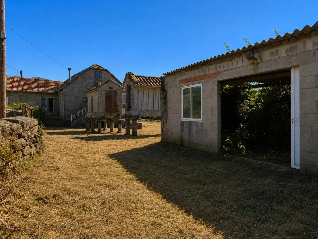 Vista exterior de Casa o xalet en venda en Pazos de Borbén amb Calefacció i Terrassa