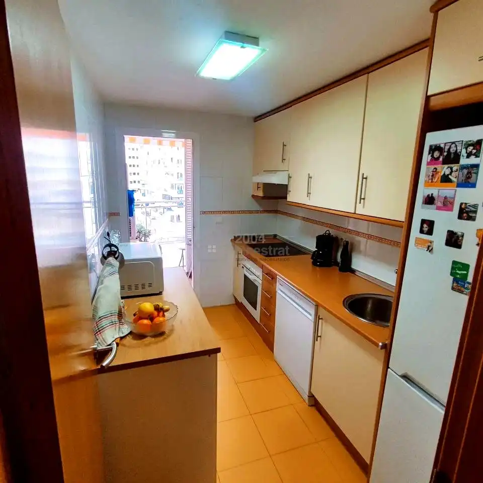 Küche von Wohnung zum Verkauf in Villajoyosa / La Vila Joiosa mit Klimaanlage, Terrasse und Abstellraum