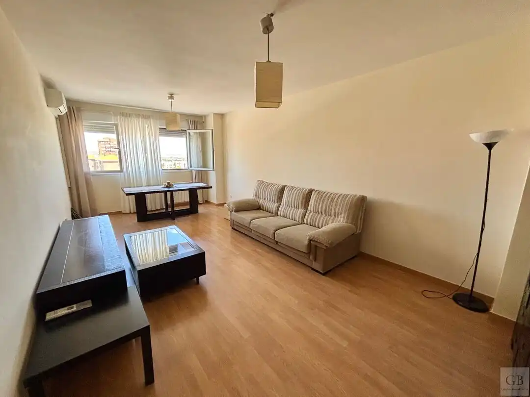 Sala de estar de Piso en venta en Toledo con Aire acondicionado, Calefacción y Trastero